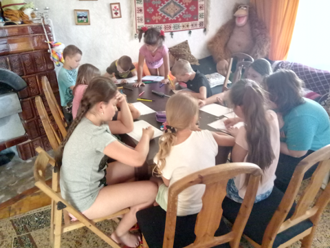 Центр-адаптації-дітей-Русанів-табір-заняття